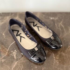Anne Klein Black Flats with Glossy Finish
